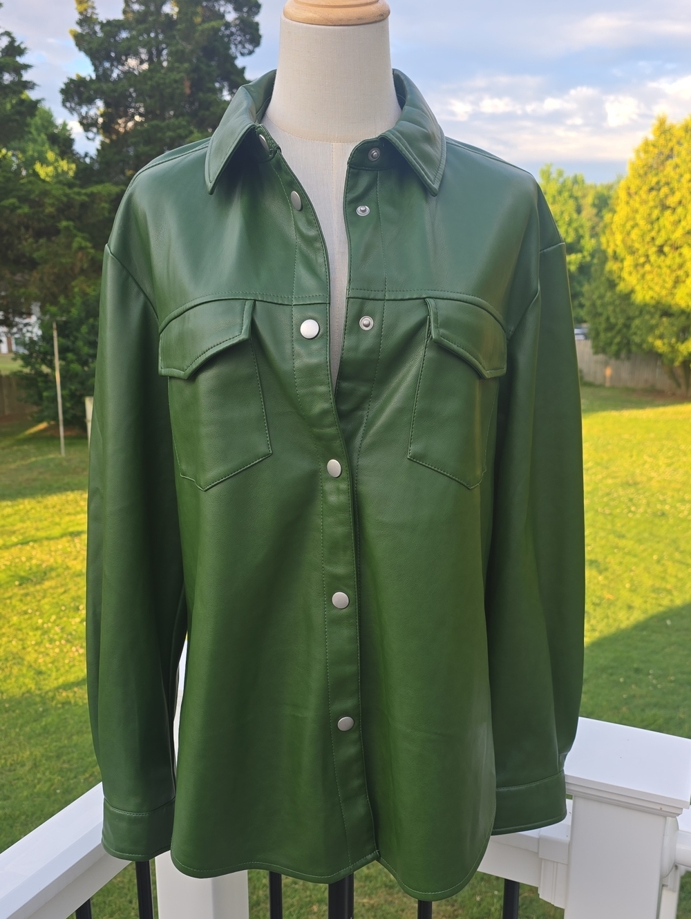 Avev Les Filles Faux Leather Shirt Jacket Sz M